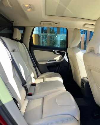 Volvo XC 60 cena 96999 przebieg: 144500, rok produkcji 2017 z Wrocław małe 137